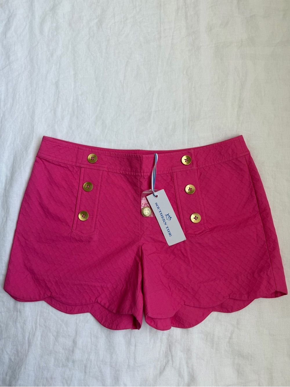 NWT Southern Tide Hot Pink Nautical Scallop Shorts